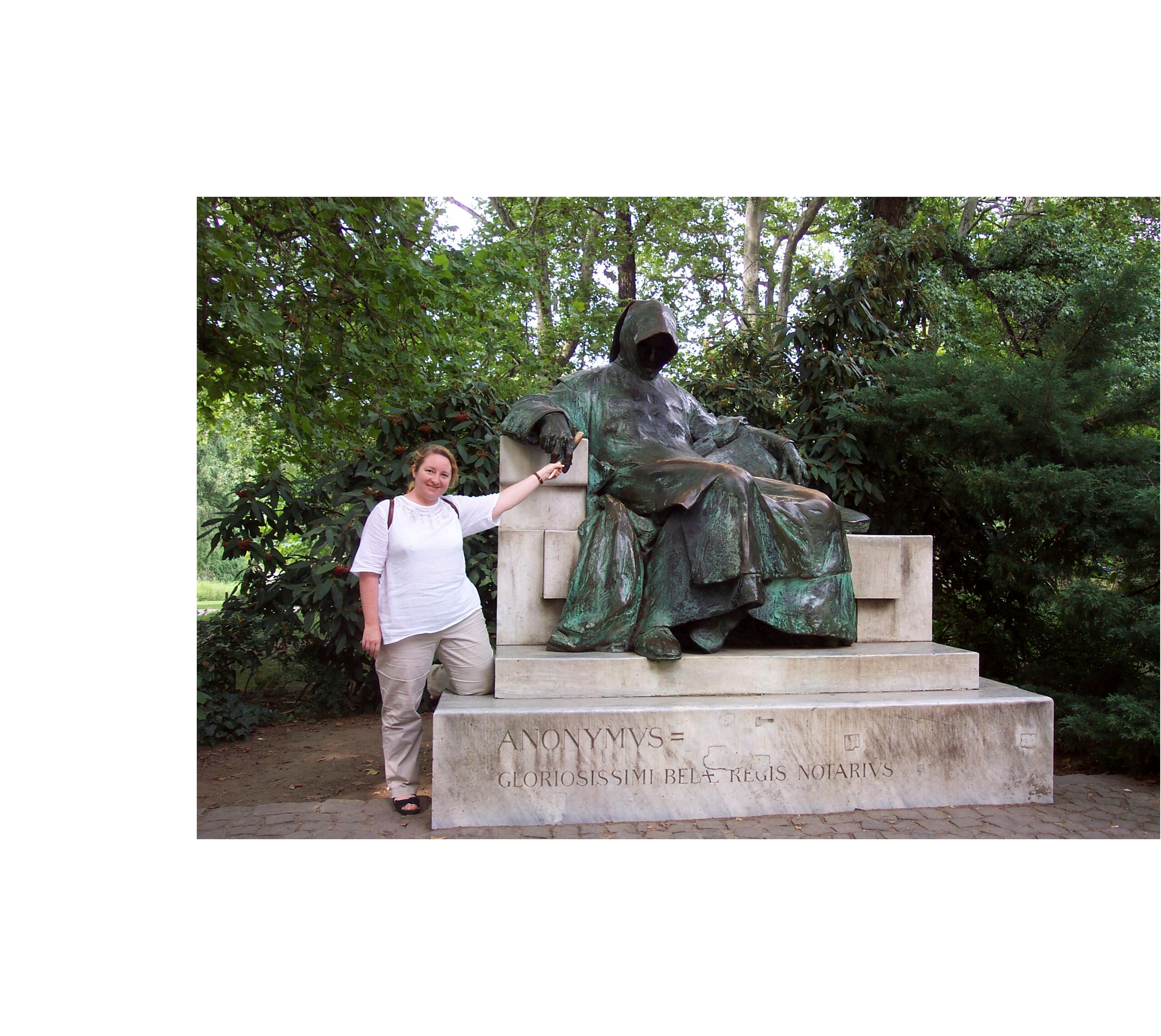 The Pen by Angelle McDougall. Free to Read.